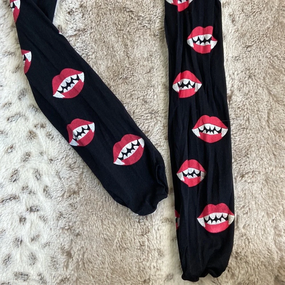 NWOT! Vampire teeth tights girl OS Halloween costume party spooky trick or treat